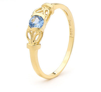 9ct yellow gold Blue topaz ring
