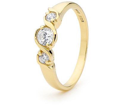 9ct yellow gold cubic zirconia ring