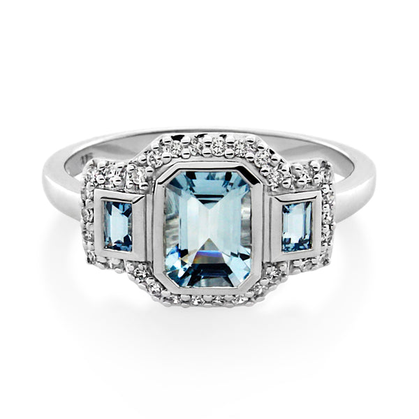 9CT WHITE GOLD AQUAMARINE AND DIAMOND RING 1X0.90CT AQUAMARINE, 2=0.14T AQUAMARINES, TDW=0.15CT JK P1 Size O