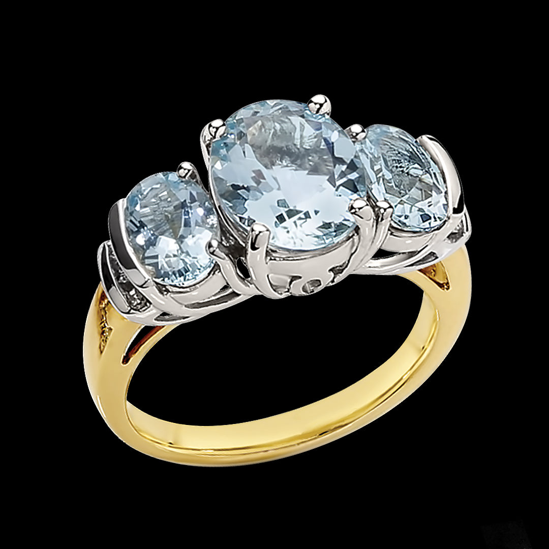 GOLD AQUAMARINE AND DIAMOND RING