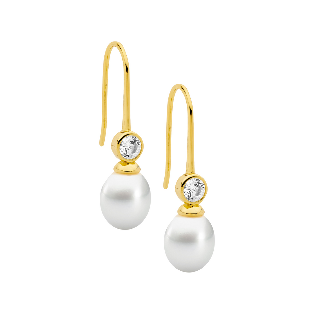 SS 4mm bezel wh cz w/freshwater pearl shp/hook earrings w/ gold plating